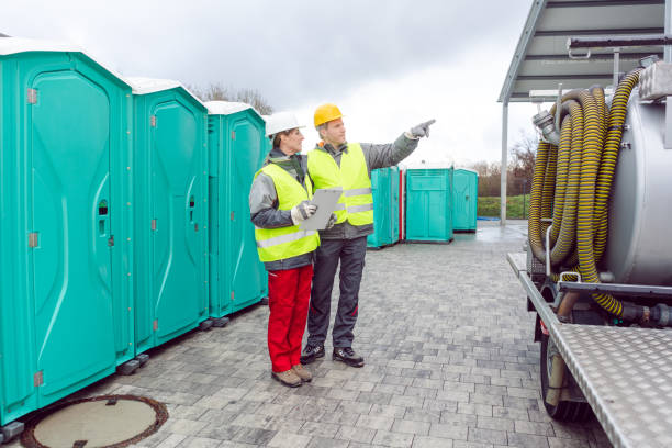 Best Standard Portable Toilet Rental  in Nowthen, MN
